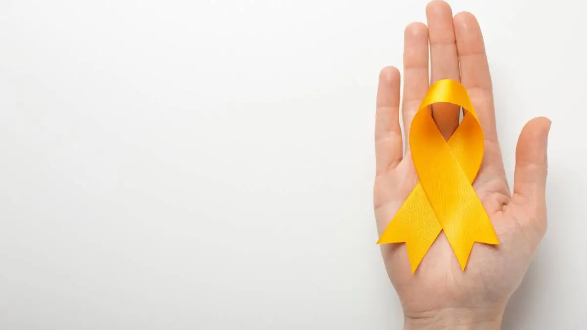 Novembro Dourado: conscientização e combate ao câncer infantojuvenil