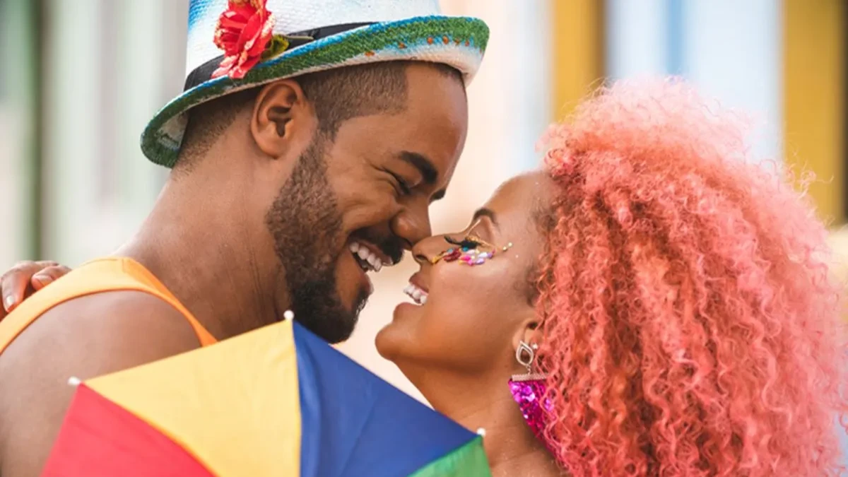 Mononucleose: a doença do beijo e seus riscos no carnaval